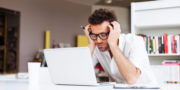 Wie die Arbeit unseren Schlaf beeinflusst
