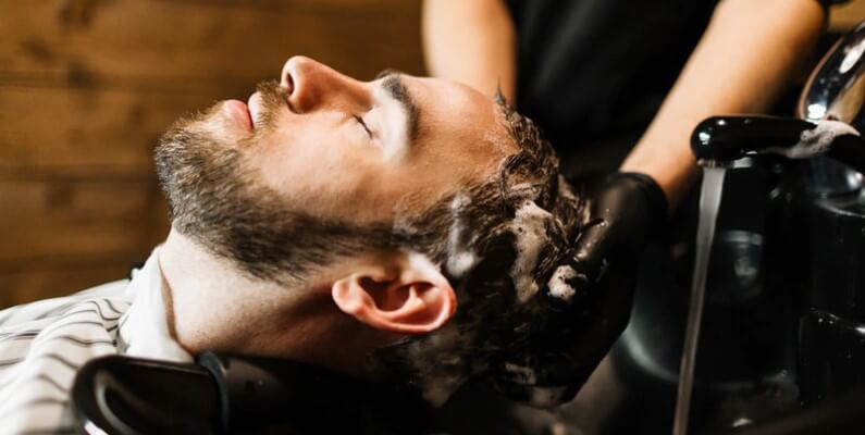 Haarpflege bei Männern: Tipps für bessere Haare